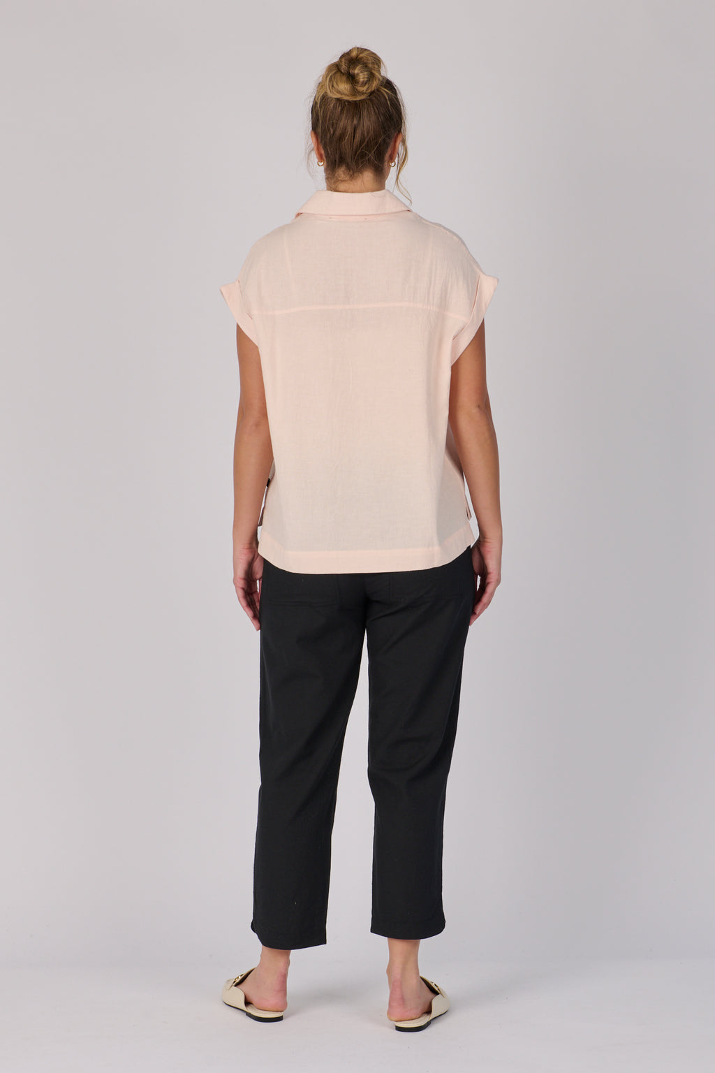 Collared pop over soft pink