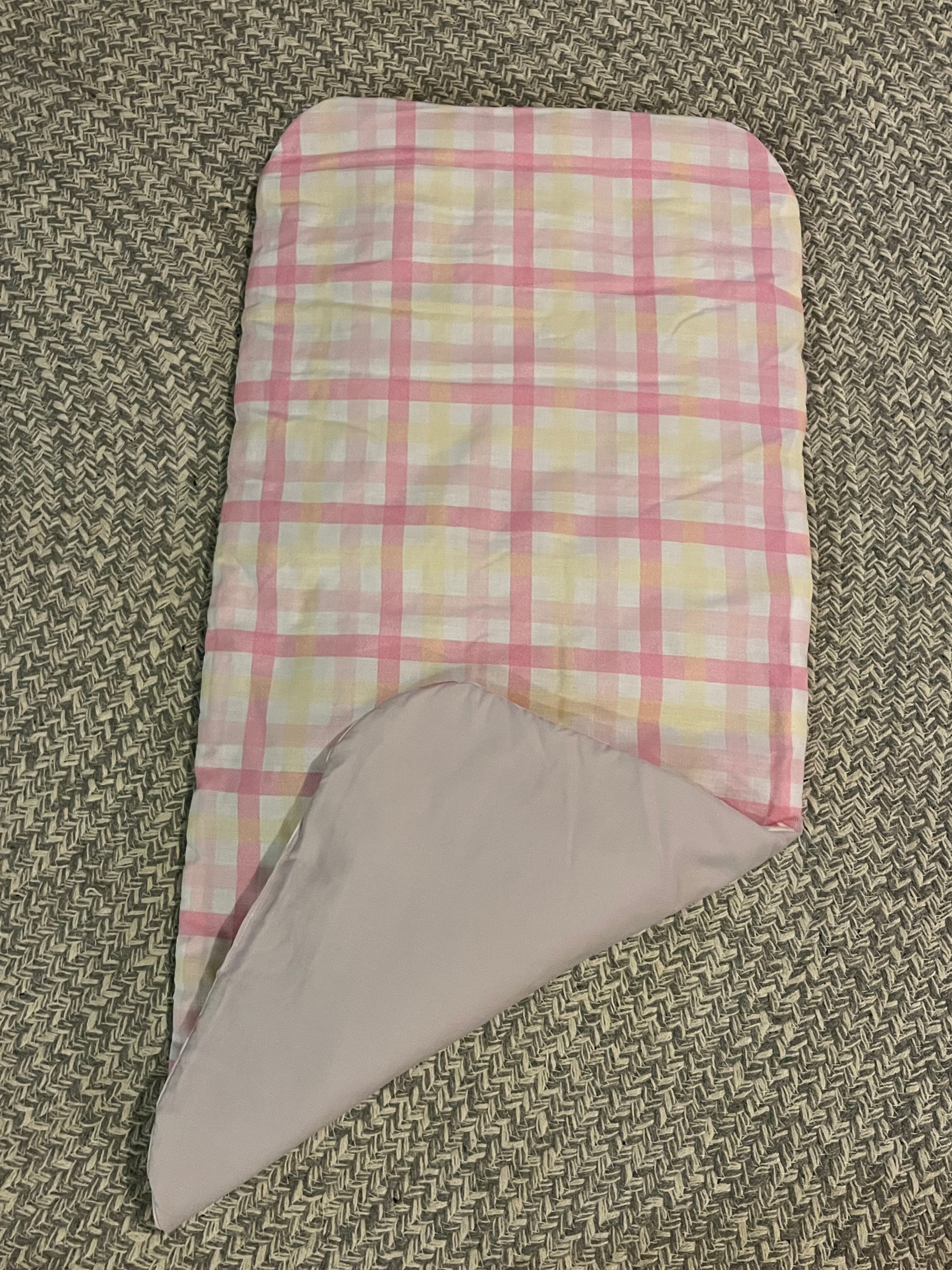 Pink/purple bassinet liner - Medium