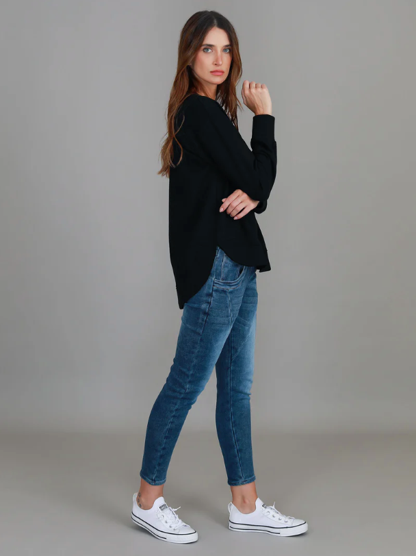 Charlette sweater black image 2