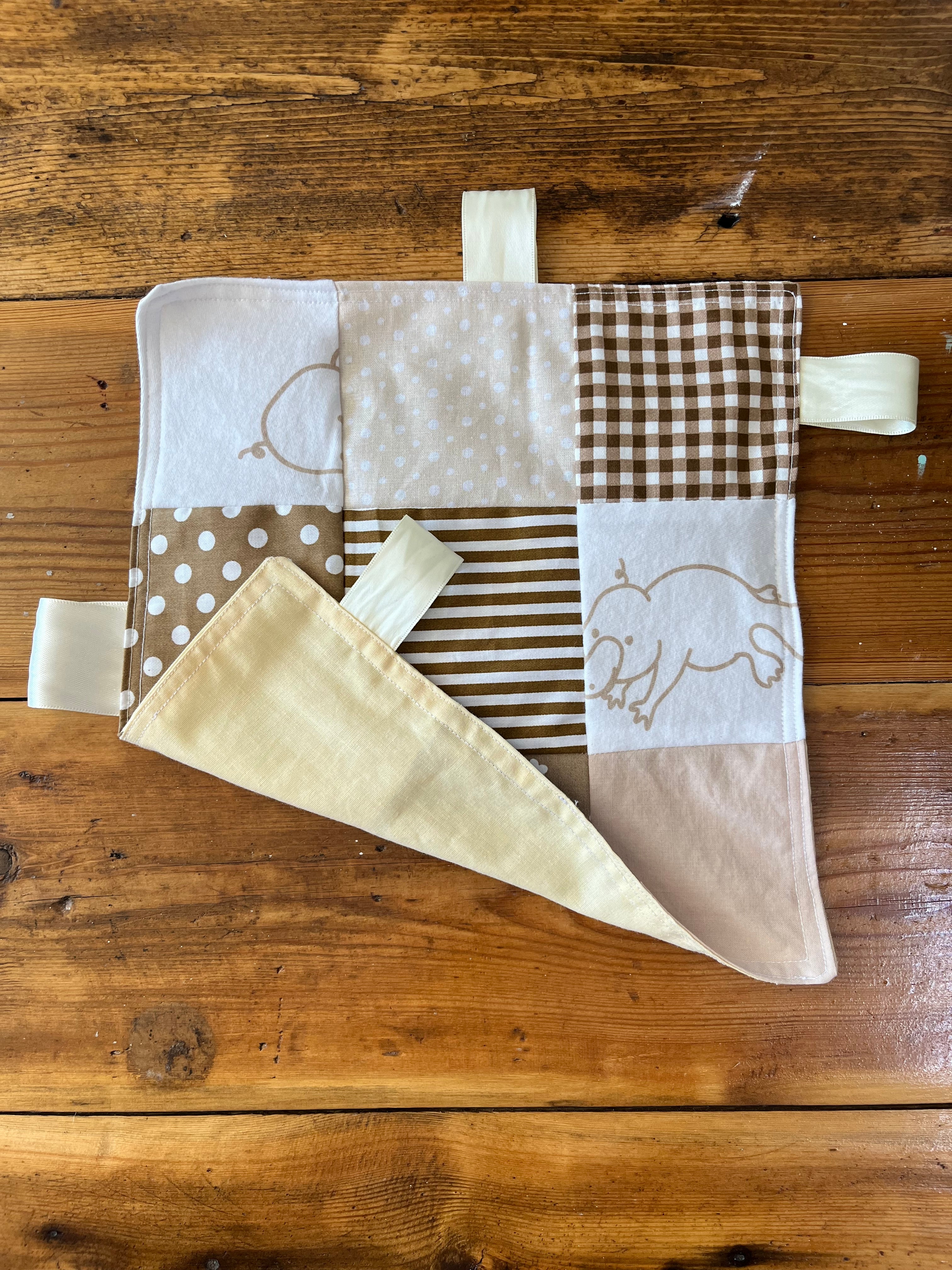 Taggy blanky - brown
