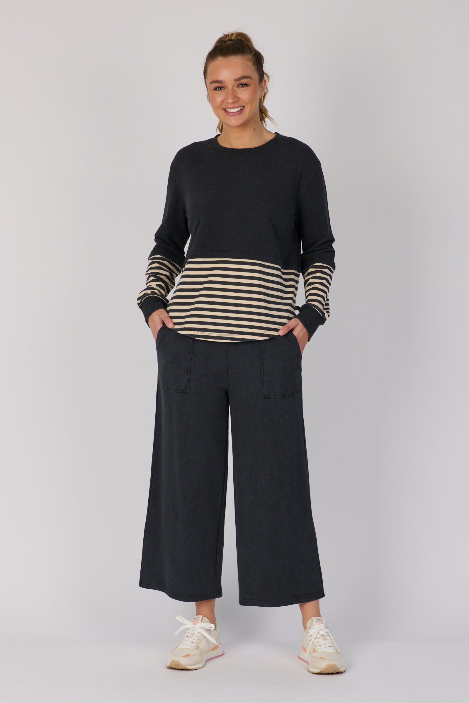 Black long sleeve top image 0