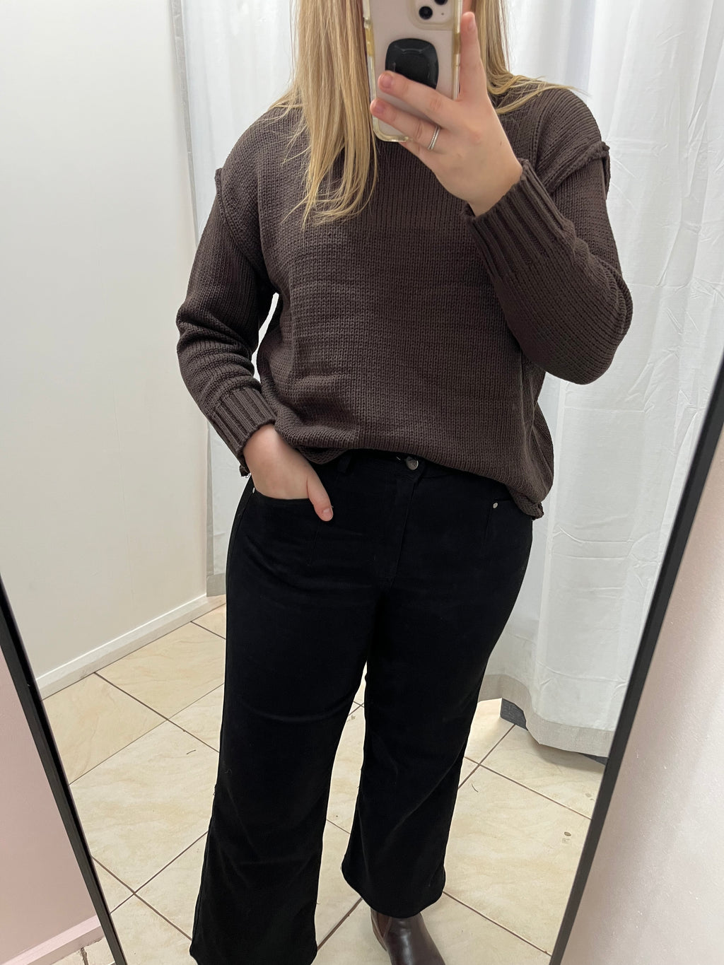 Chocolate knit
