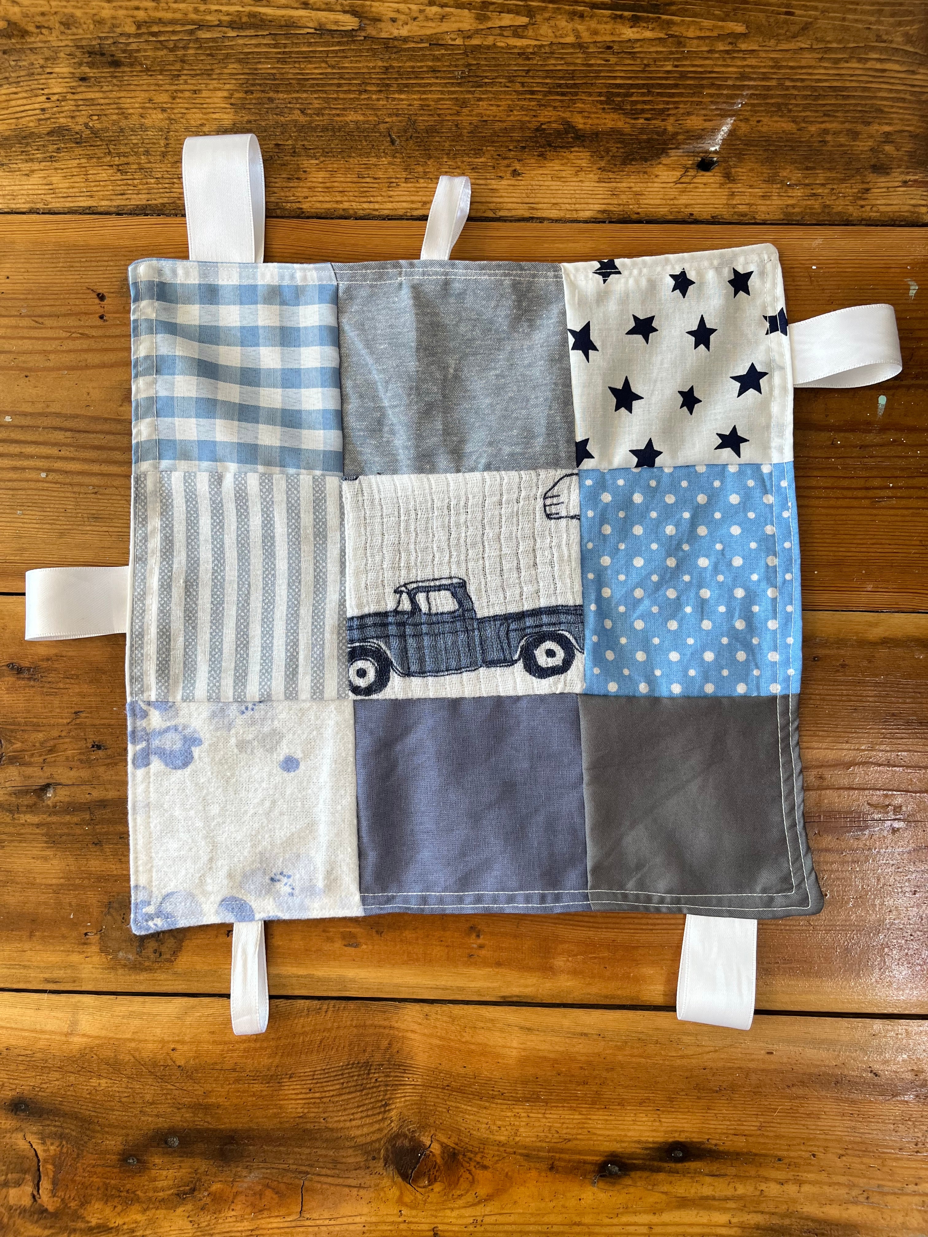 Taggy blanky - blue