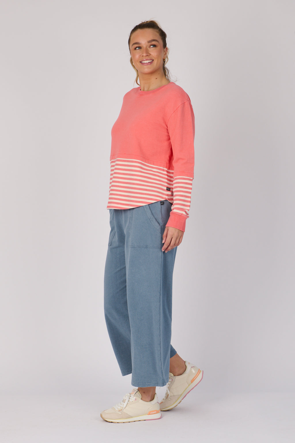 Coral  long sleeve tee image 3