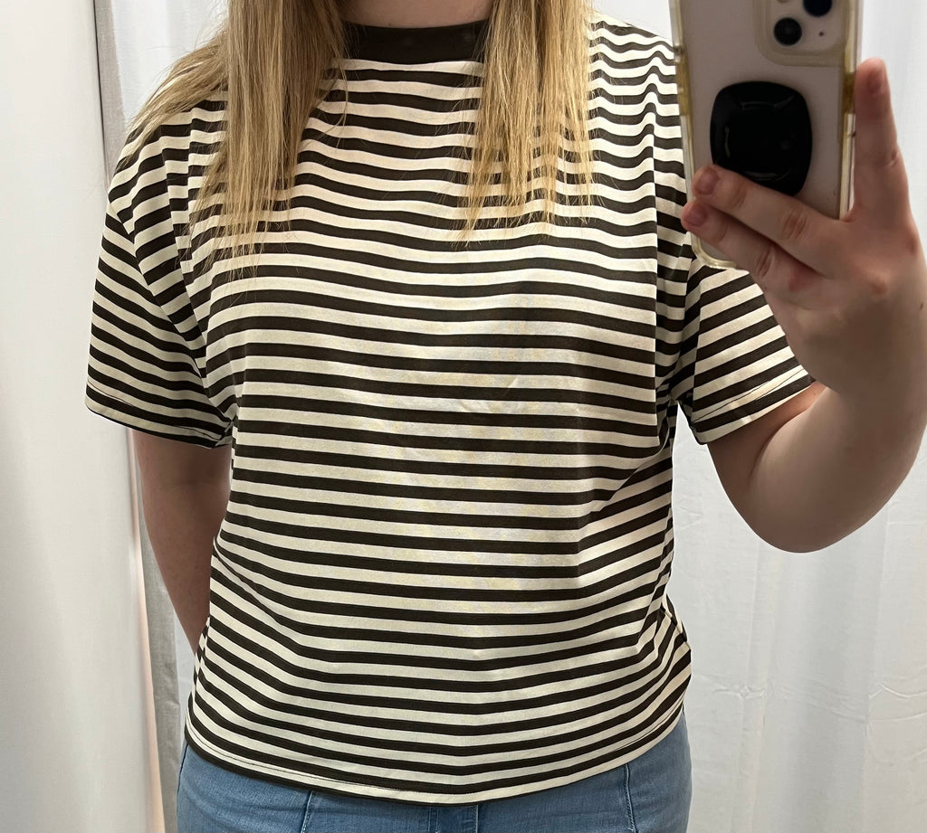 Choc/beige stripe tee