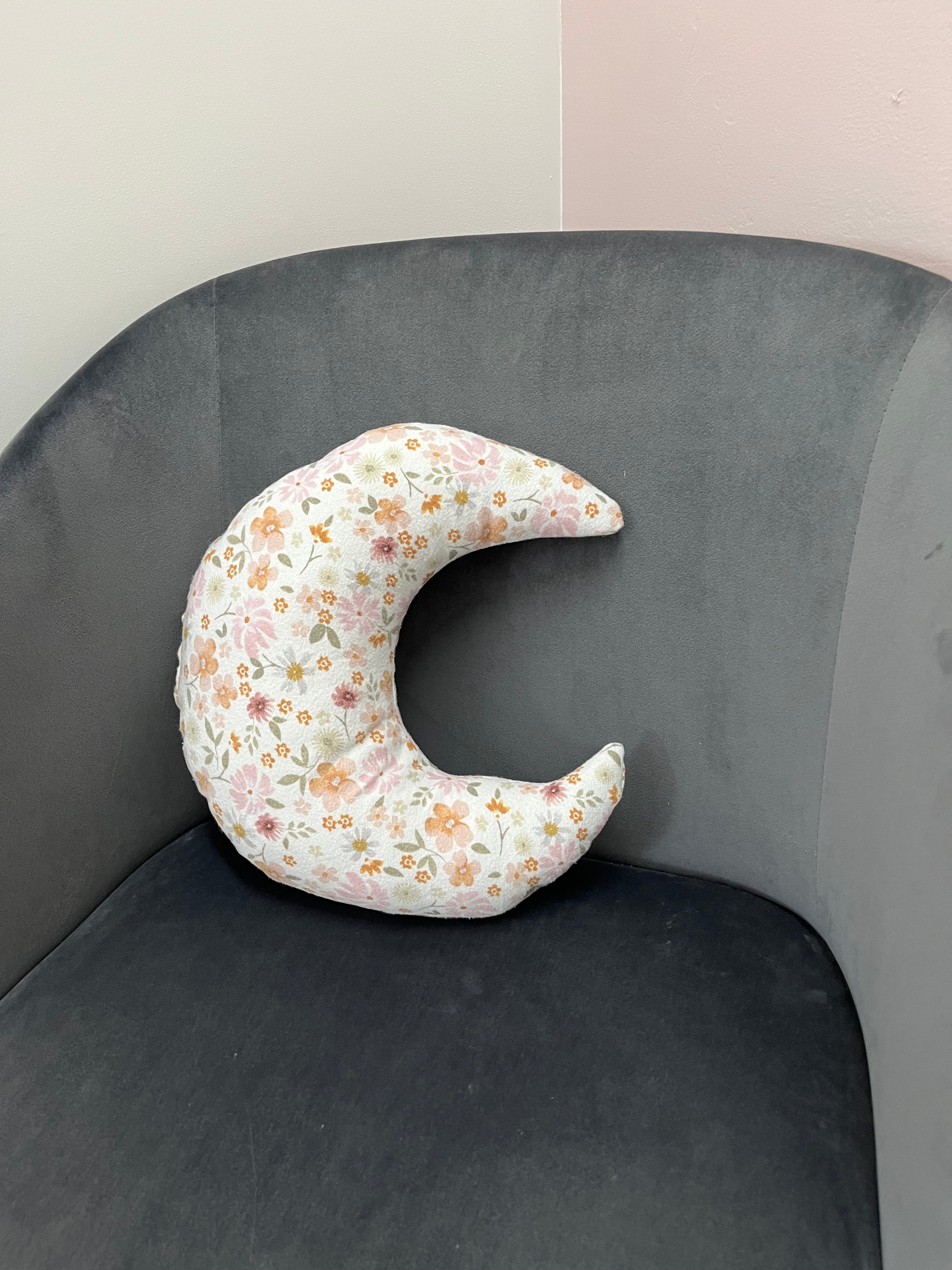 White floral moon pillow