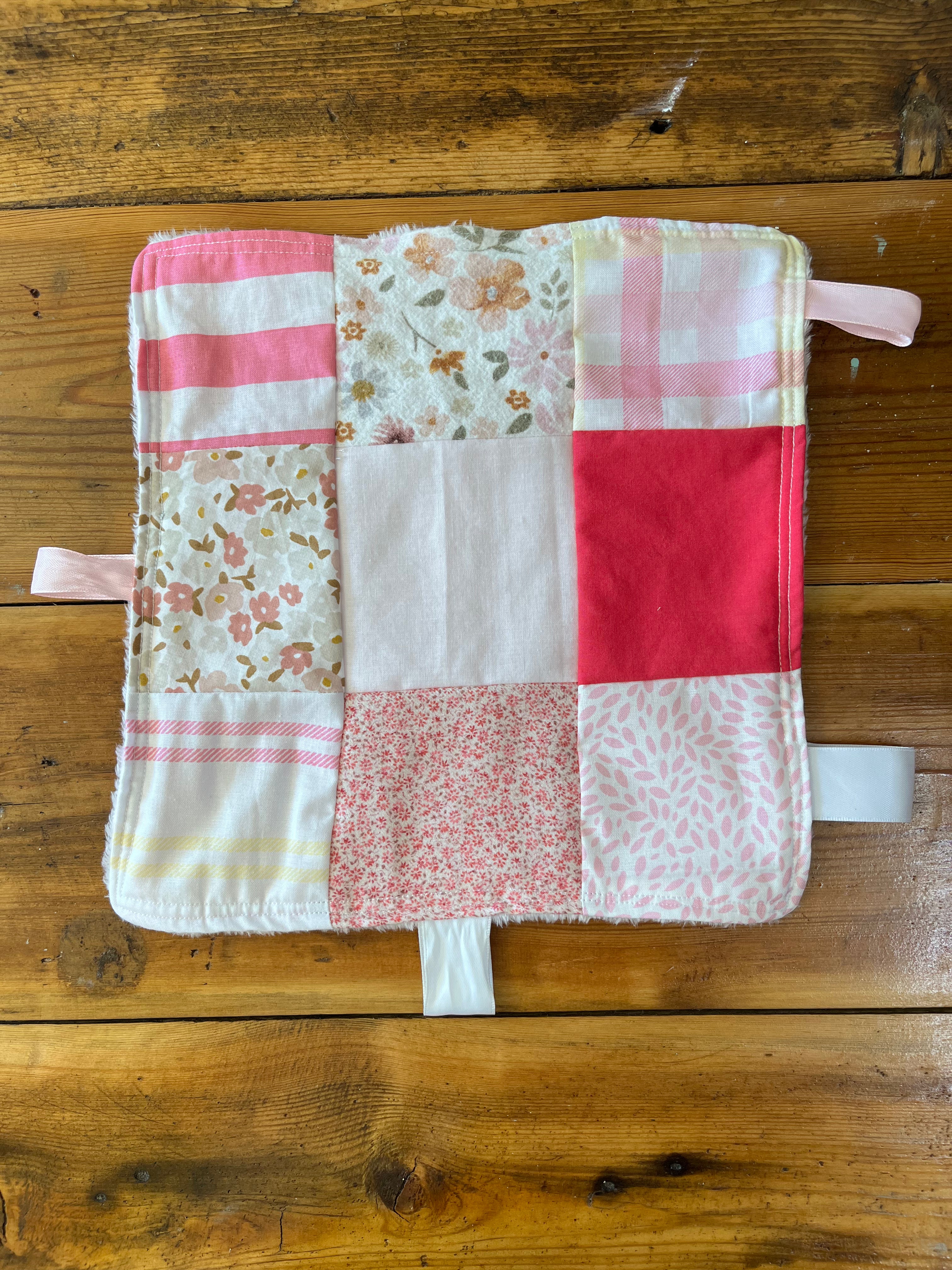 Taggy blanky - pink