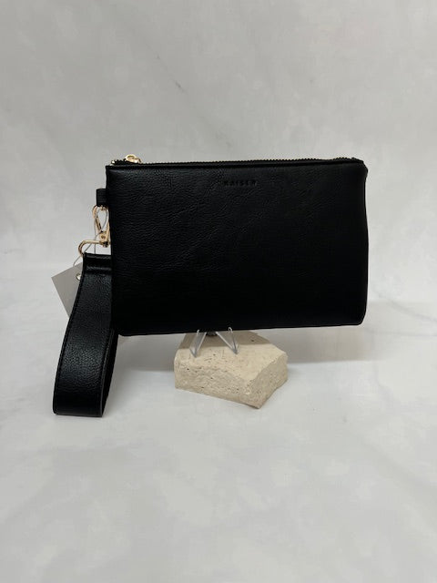 Black clutch