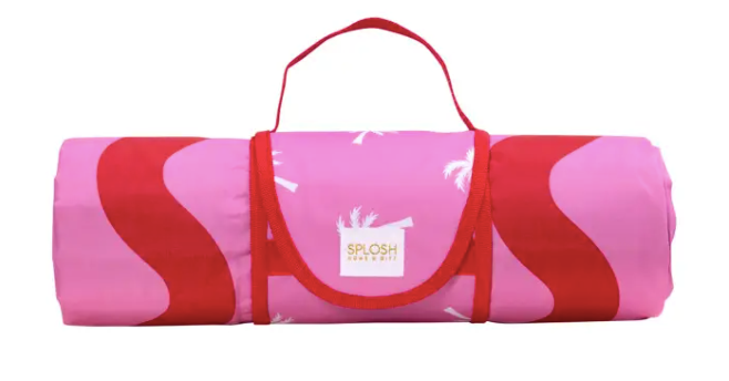 Summer waves picnic rug