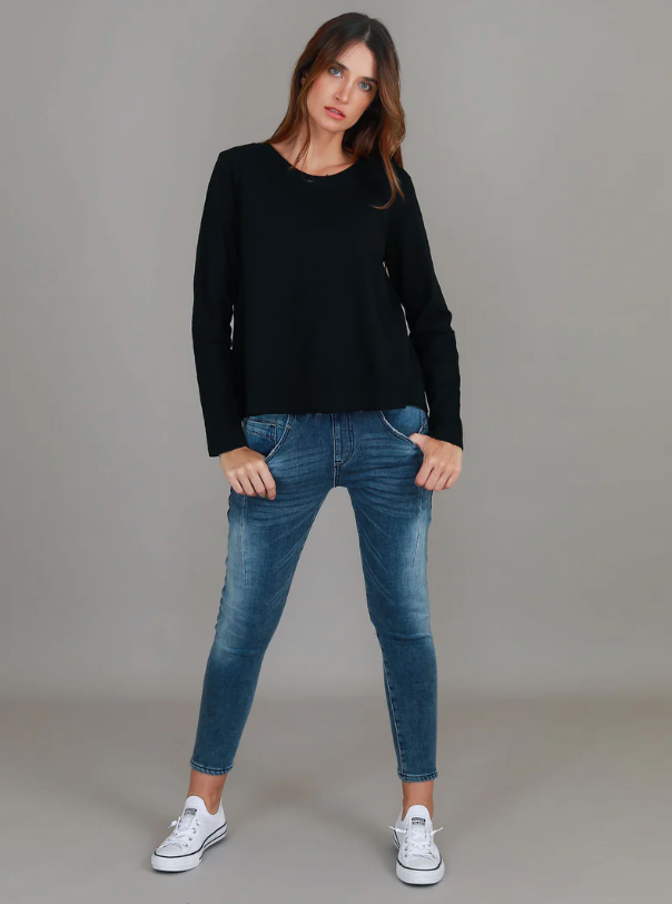 Sonya long sleeve black image 1