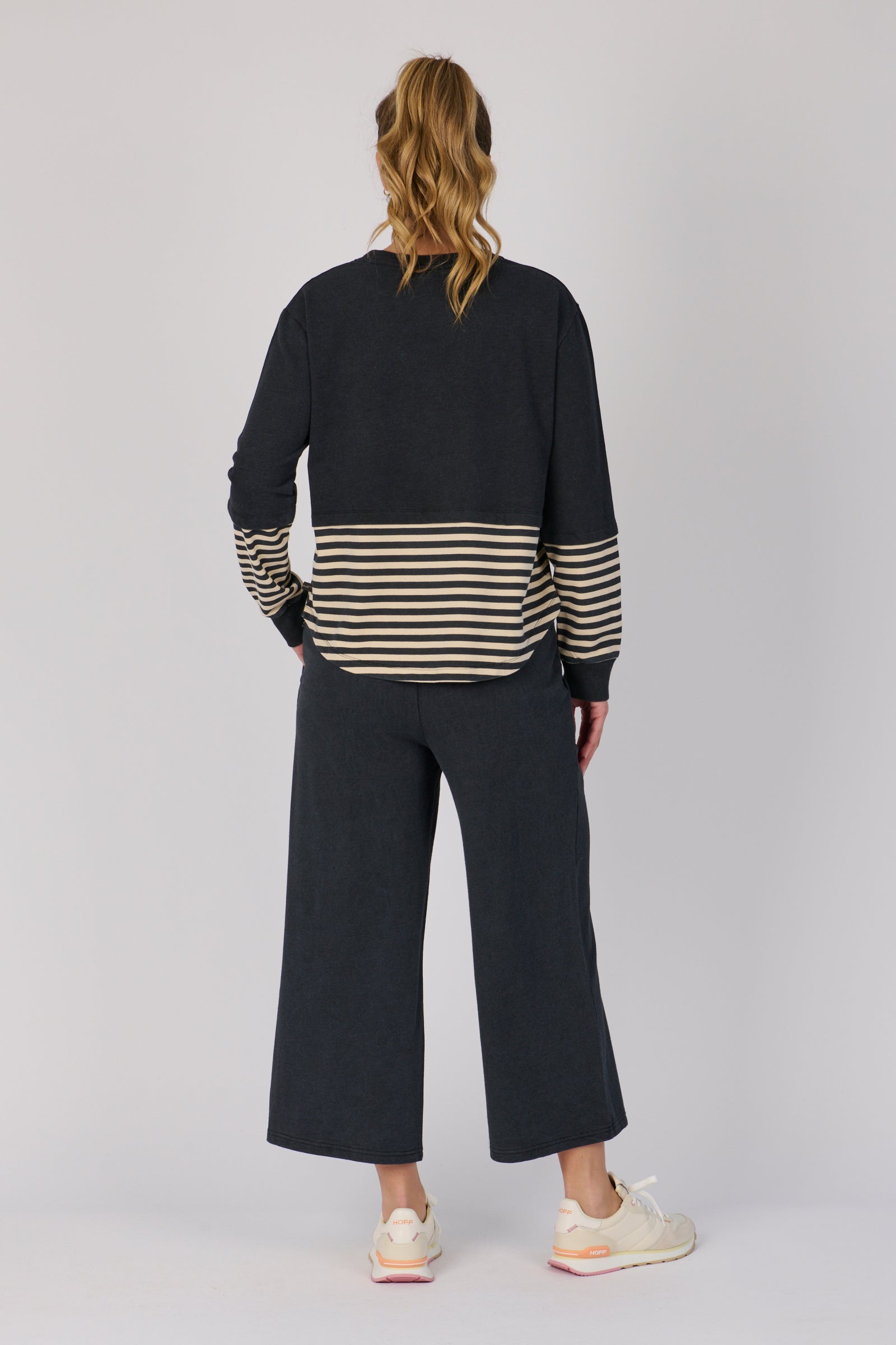 Black long sleeve top image 2