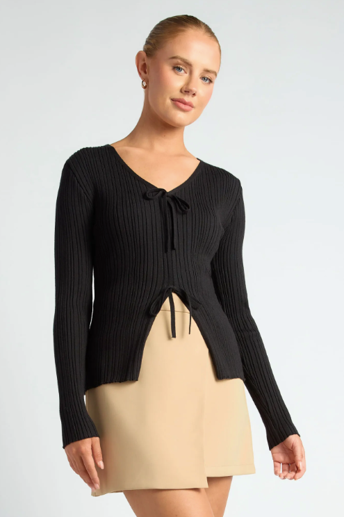 Double tie top image 0